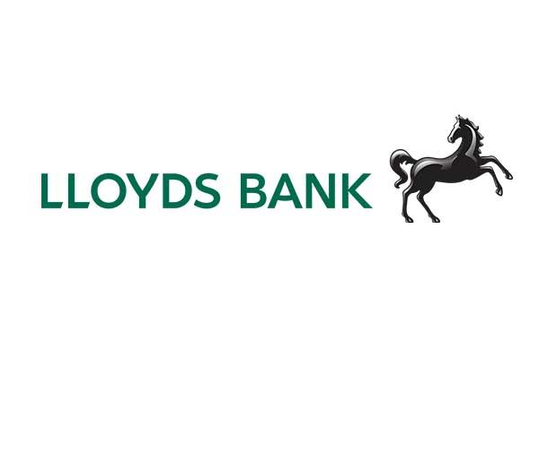 Lloyds Bank in Accrington Opening Times