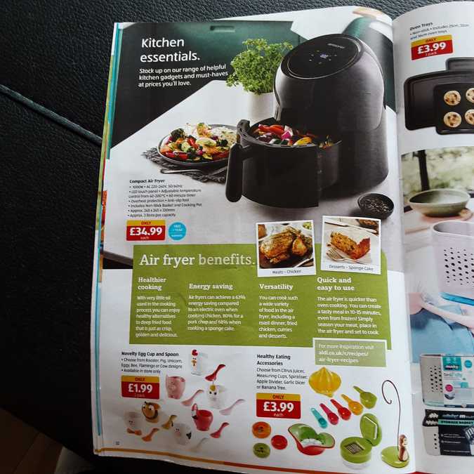 22 aldi%20offers%2012%20 %2019%20feb%202023%20%28photo%29